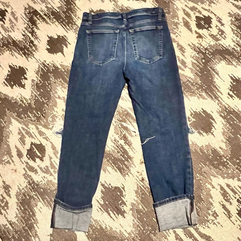 Joe’s Jeans High Rise Crop - Picture 2 of 5